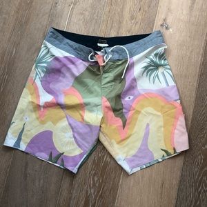 Men’s board shorts